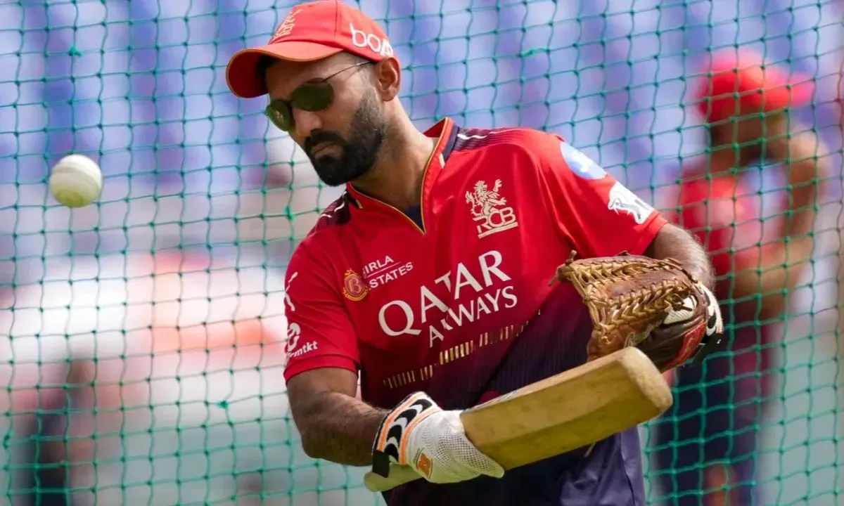 Karthik Reveals Kohli Plans