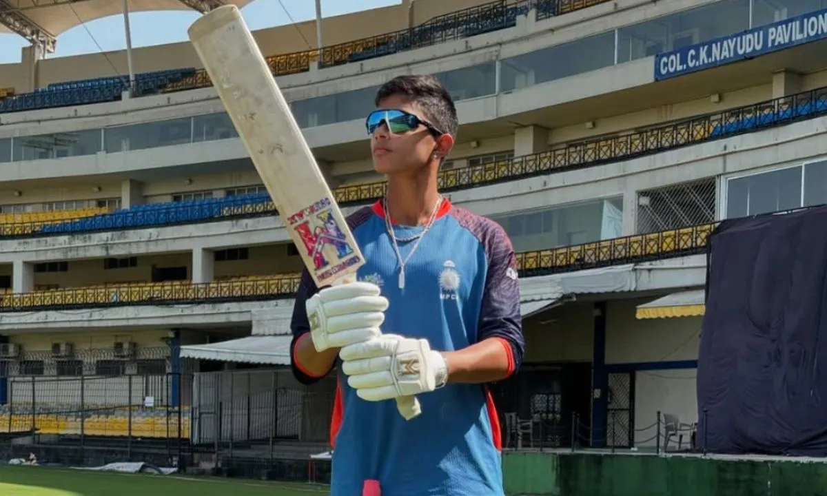 Anushka Sharma in GG