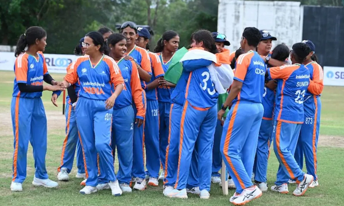 India Pakistan Handshake Controversy