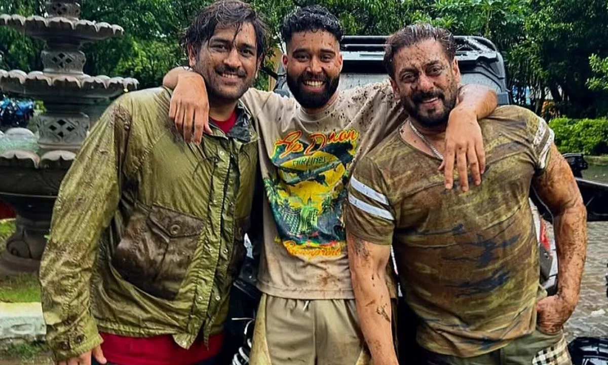MS Dhoni and Salman Khan Photo