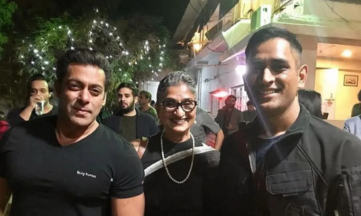 MS Dhoni and Salman Khan Photo