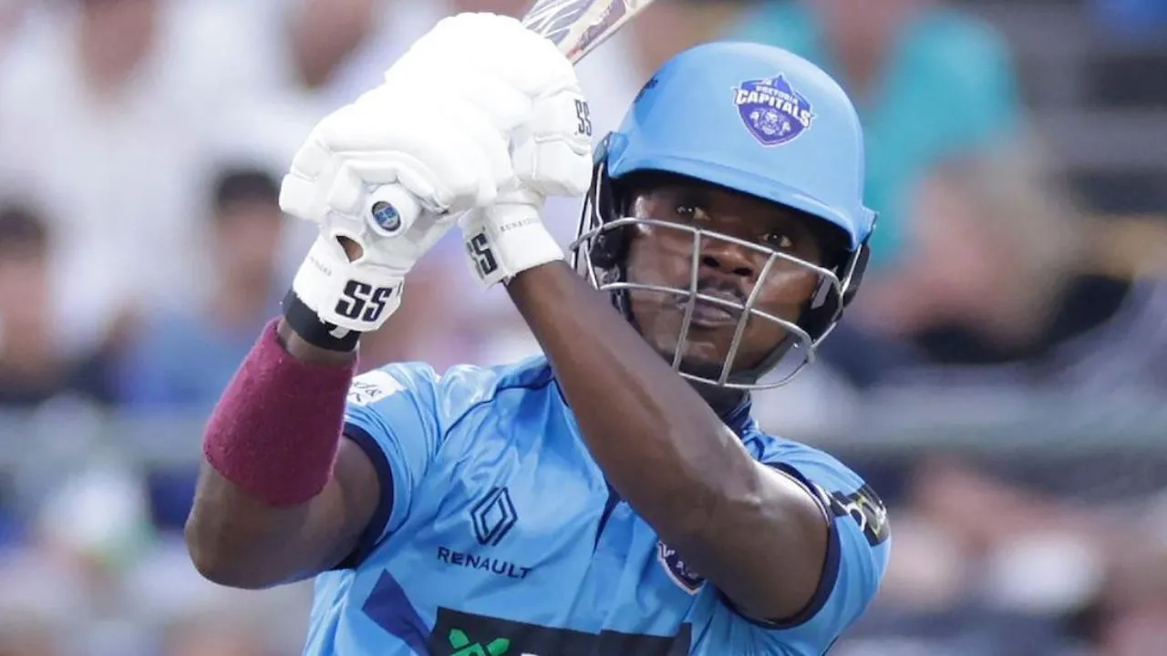 Sherfane Rutherford 6 Sixes in 6 Balls