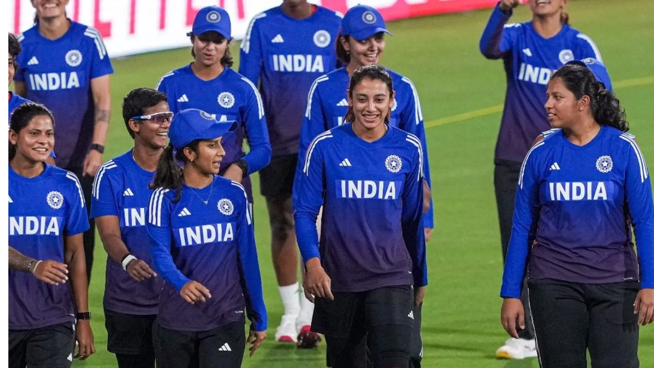 Indian Women's Cricket Team Coach (Source: Social Media )