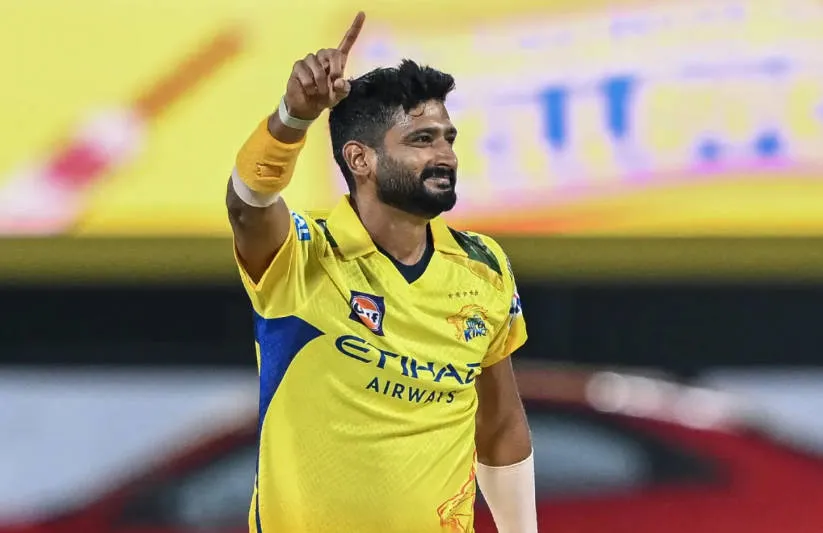 Who Is Sheesha Man In Csk