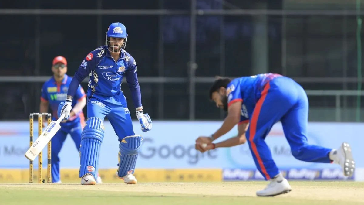 DC vs MI Live Score