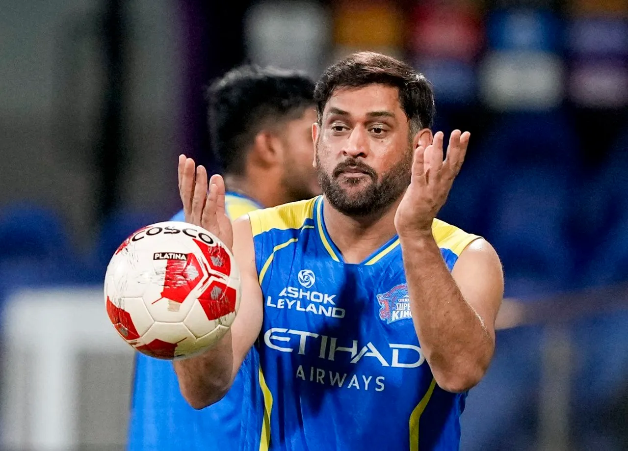 Dhoni Replacement